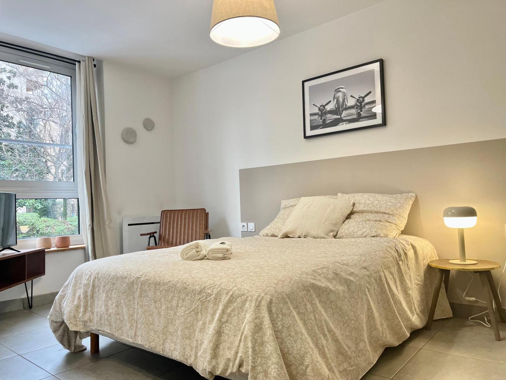 Suite Danbury Lyon Kültér fotó