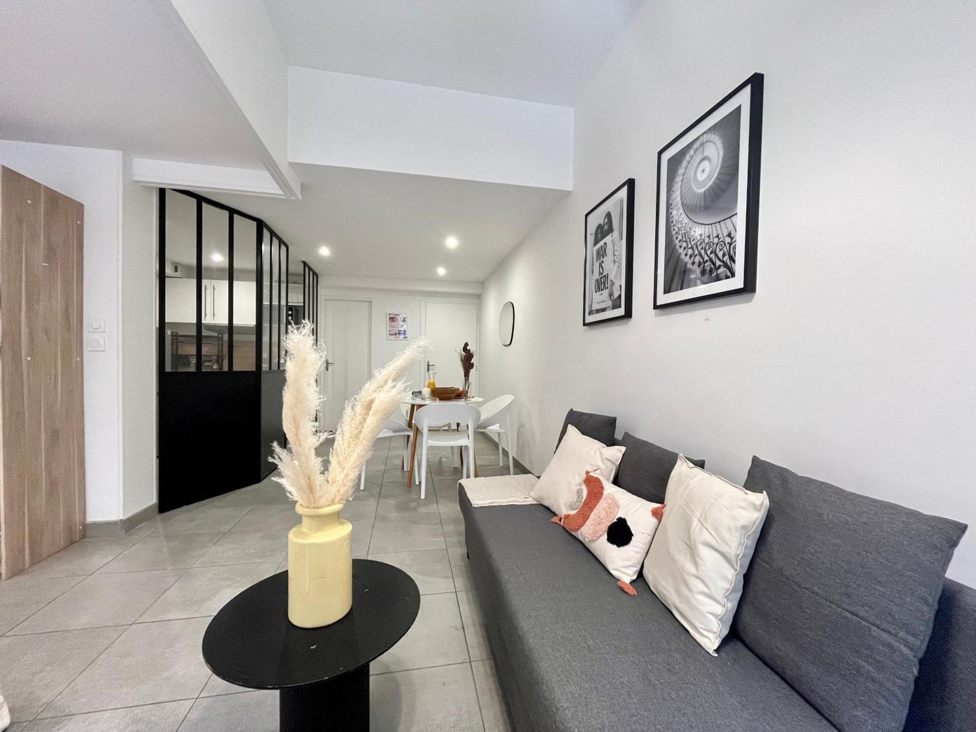 Suite Danbury Lyon Kültér fotó