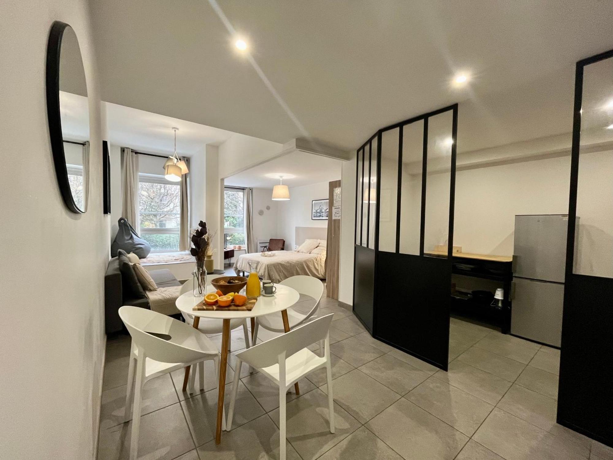 Suite Danbury Lyon Kültér fotó